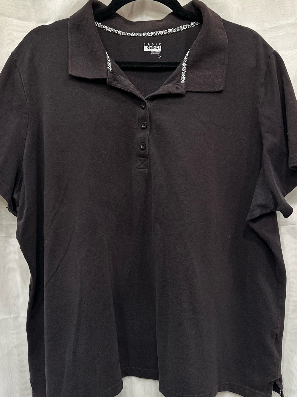 Basic Editions Women's Black Polo Shirt with Button Placket